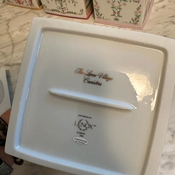 Original Lenox Spice Village Canister Set of 5 - 1990/1991. Pre owned. - Picture 11 of 16